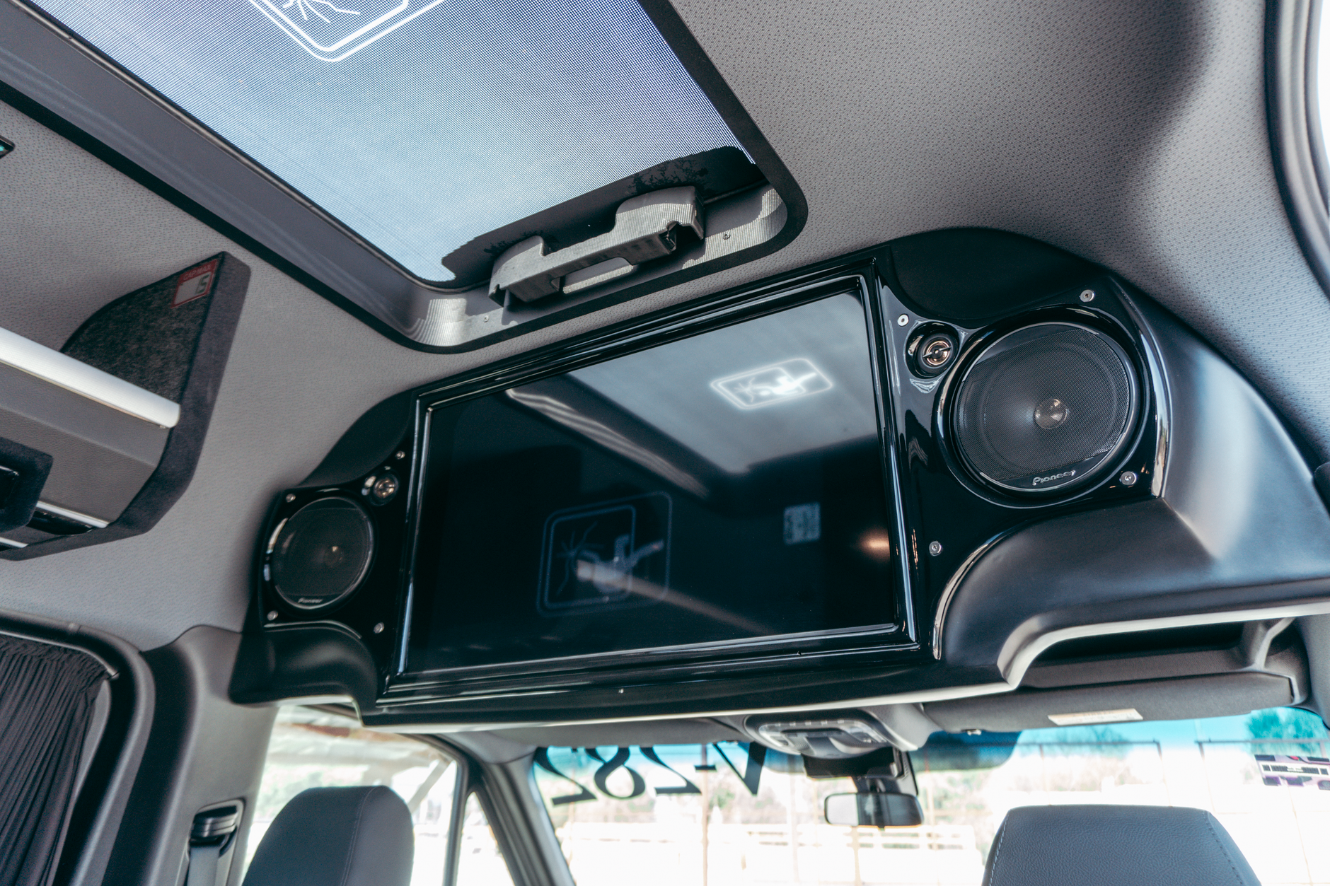 Personnalisation du Ford Transit Custom : choix des options et kits de personnalisation — intérieur d'un Ford Transit personnalisé